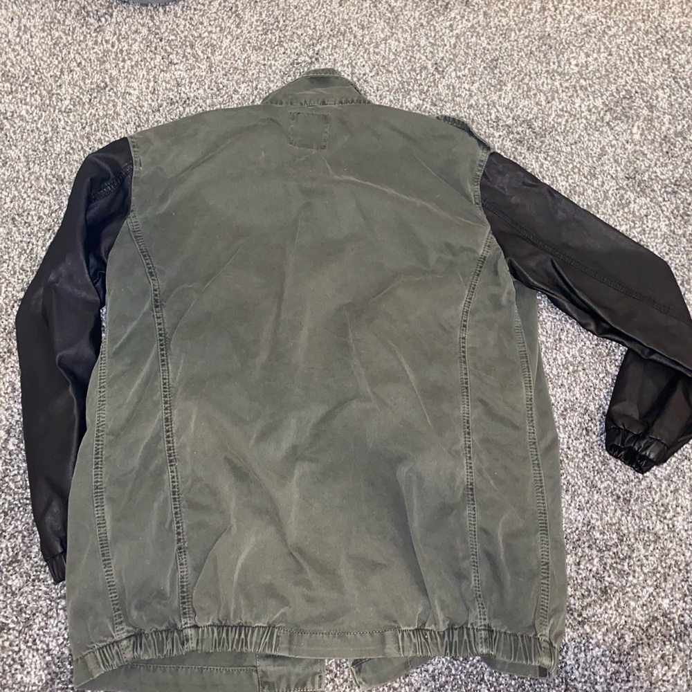Utility Jacket - Picture 2 of 4